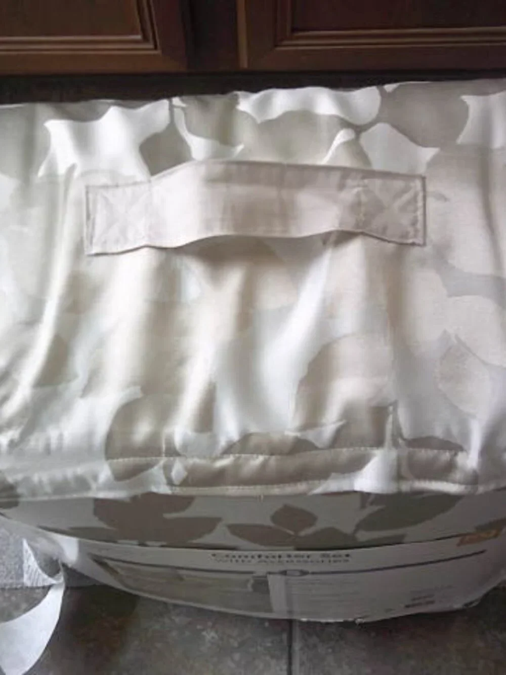NEW MAINSTAYS COMFORTER SET & ACCESSORIES FULL QUEEN GOLD FOLIAGE PRINT 5 PCS 🎁